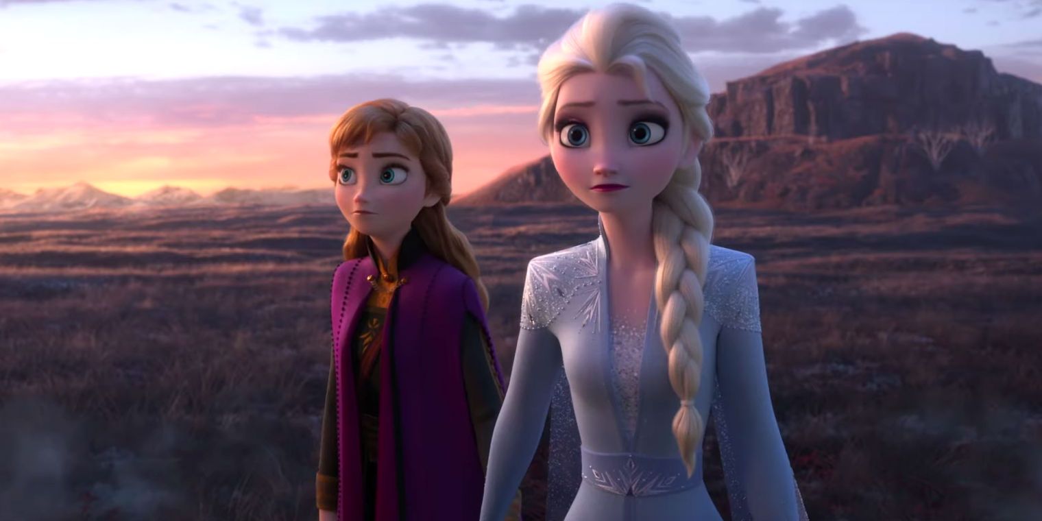 Anna and Elsa in Frozen 2