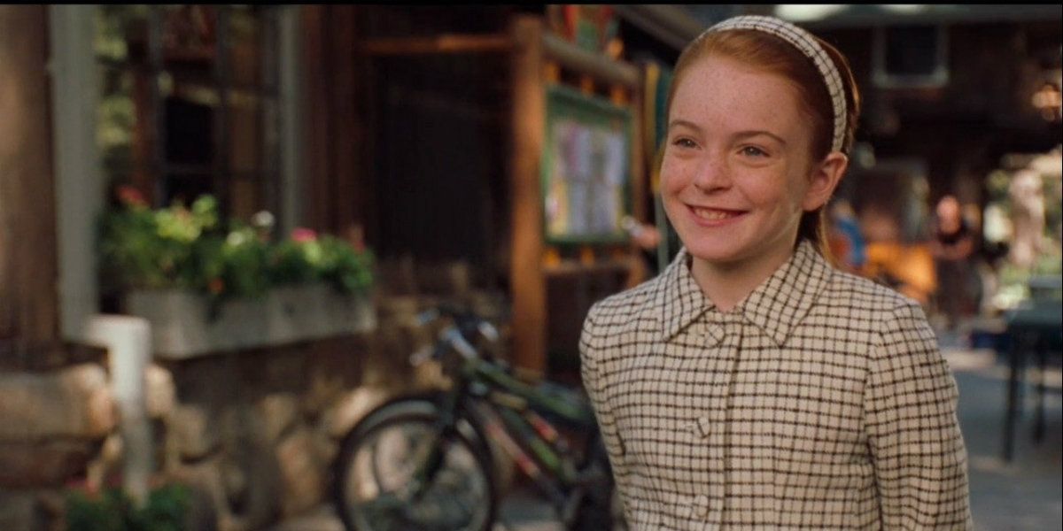 Annie smiling while dressed up in The Parent Trap