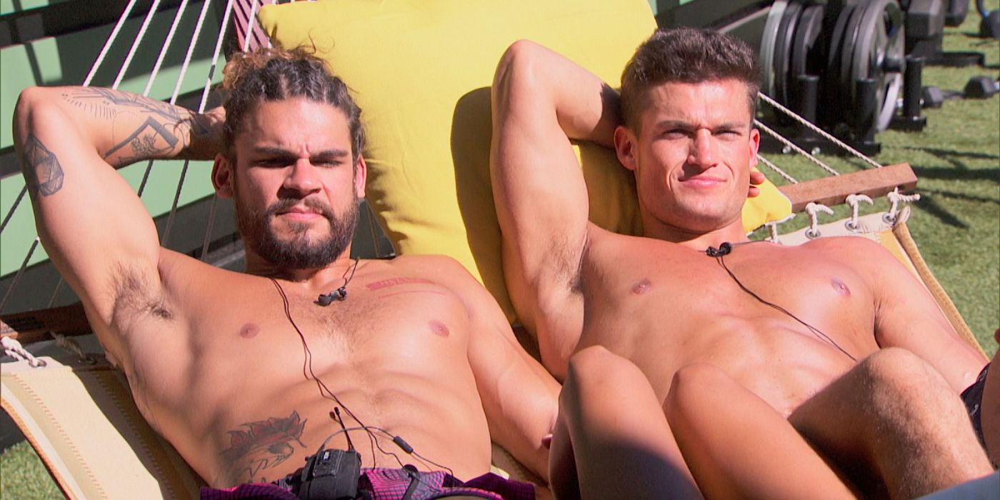 Jack and Michie sunbathing in Big Brother.