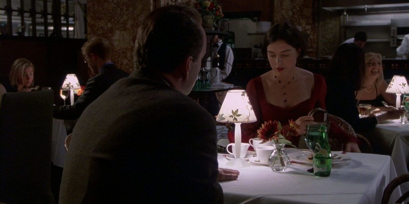 Bruce Willis in restaurant from The Sixth Sense