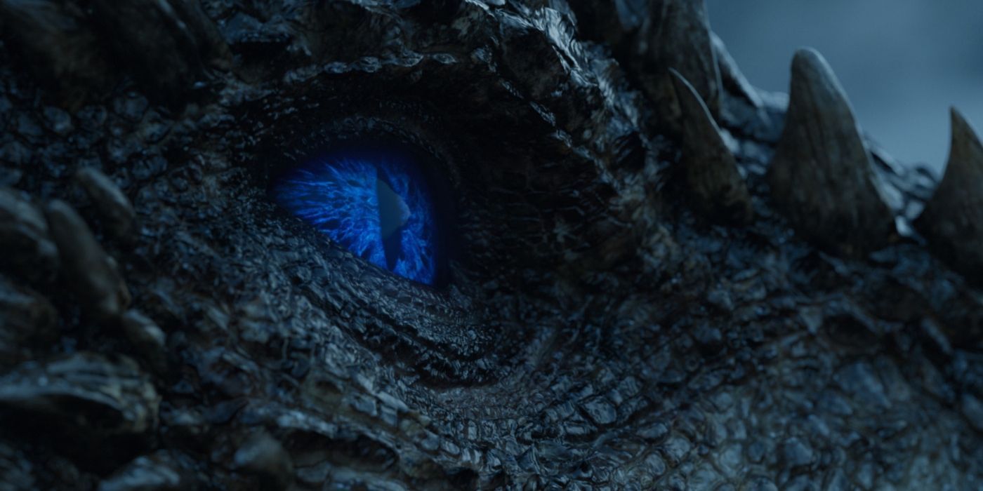 Close do olho de Viserion ficando azul na 7ª temporada de Game of Thrones, episódio 6
