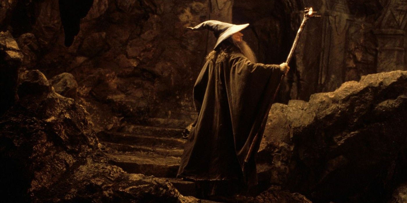 Gandalf uses his staff light in Moria
