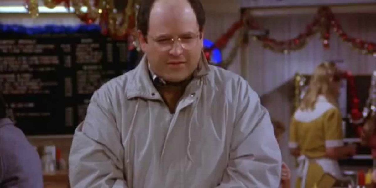 George olhando sério em Seinfeld