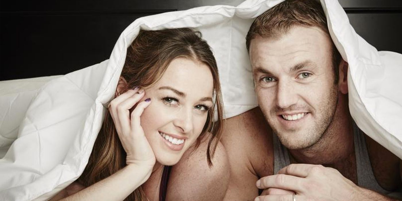 Jamie Otis and Doug Hehner in Married at First Sight, with bed covers over them