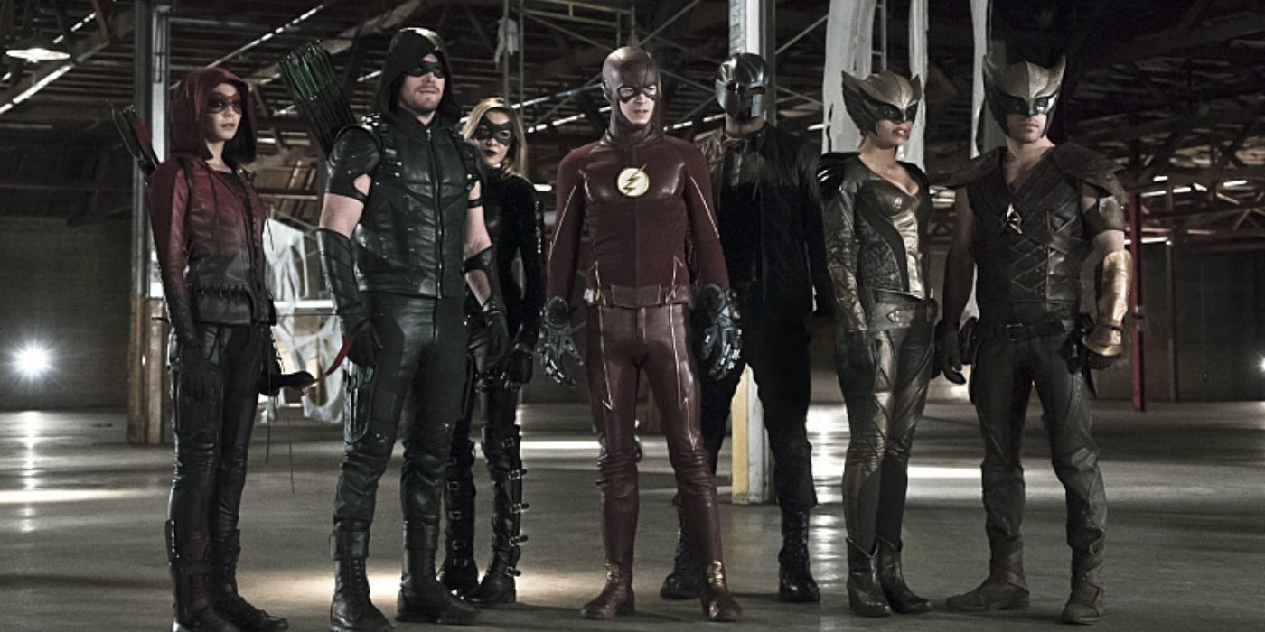 Thea Queen, Green Arrow, Black Canary, Flash, Diggle, Hawkgirl and Hawkman in Legends Of Yesterday