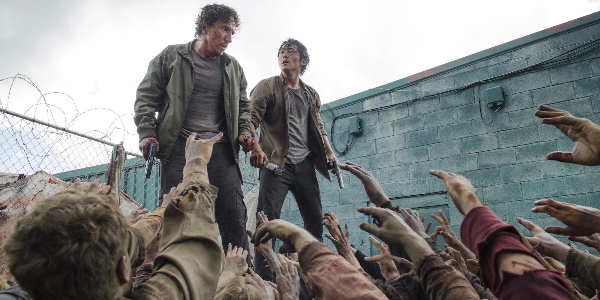 Michael Traynor and Steven Yeun as Nicholas and Glenn in The Walking Dead