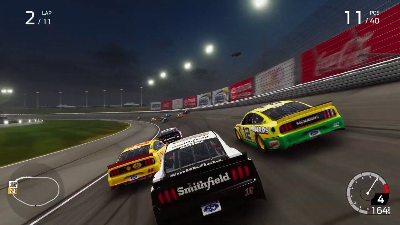 NASCAR Heat 4 race