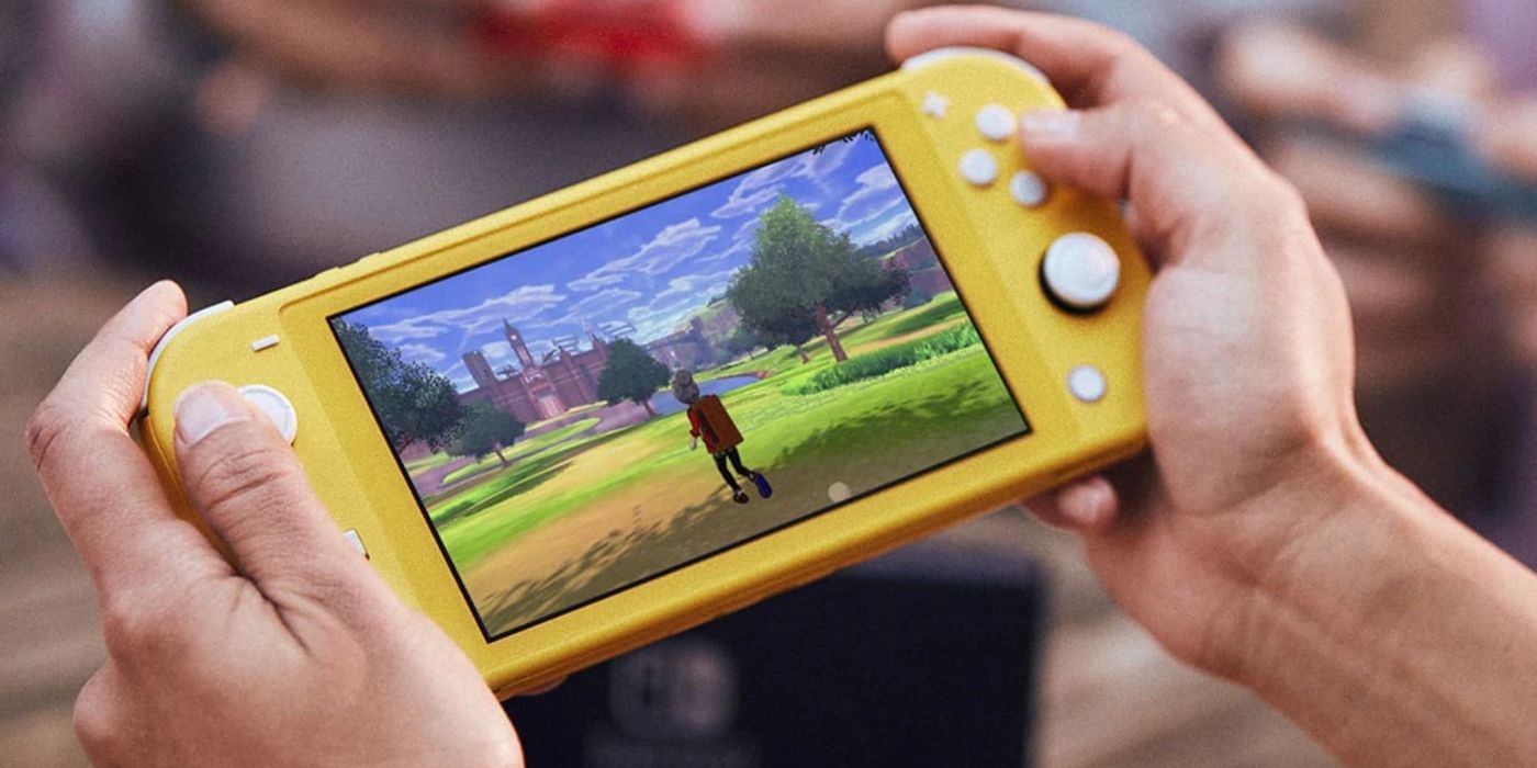 Why The Nintendo Switch Lite Is The Perfect Holiday Pickup