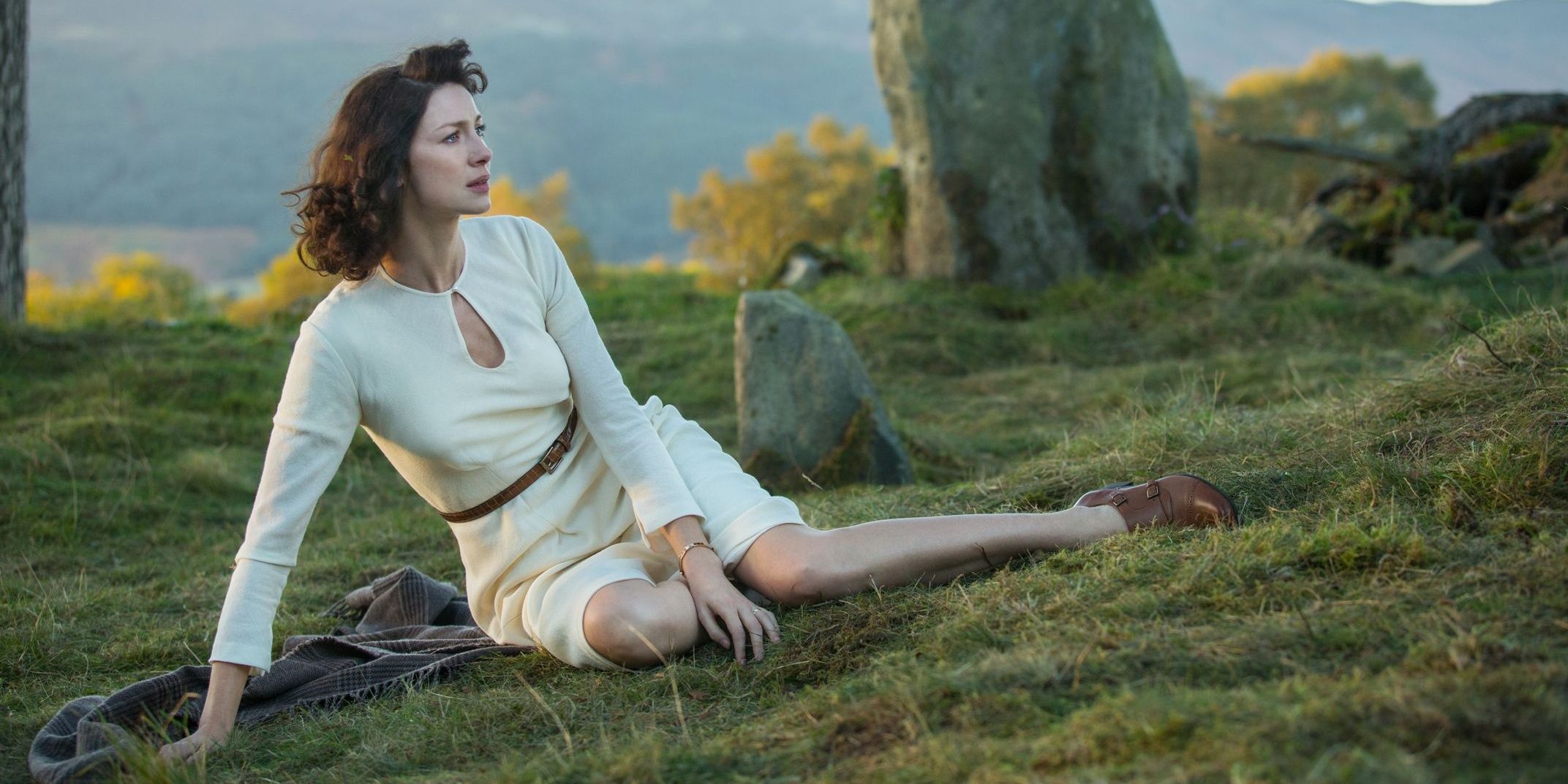 Outlander 10 Questions About Claire Fraser Answered 10 Cropped