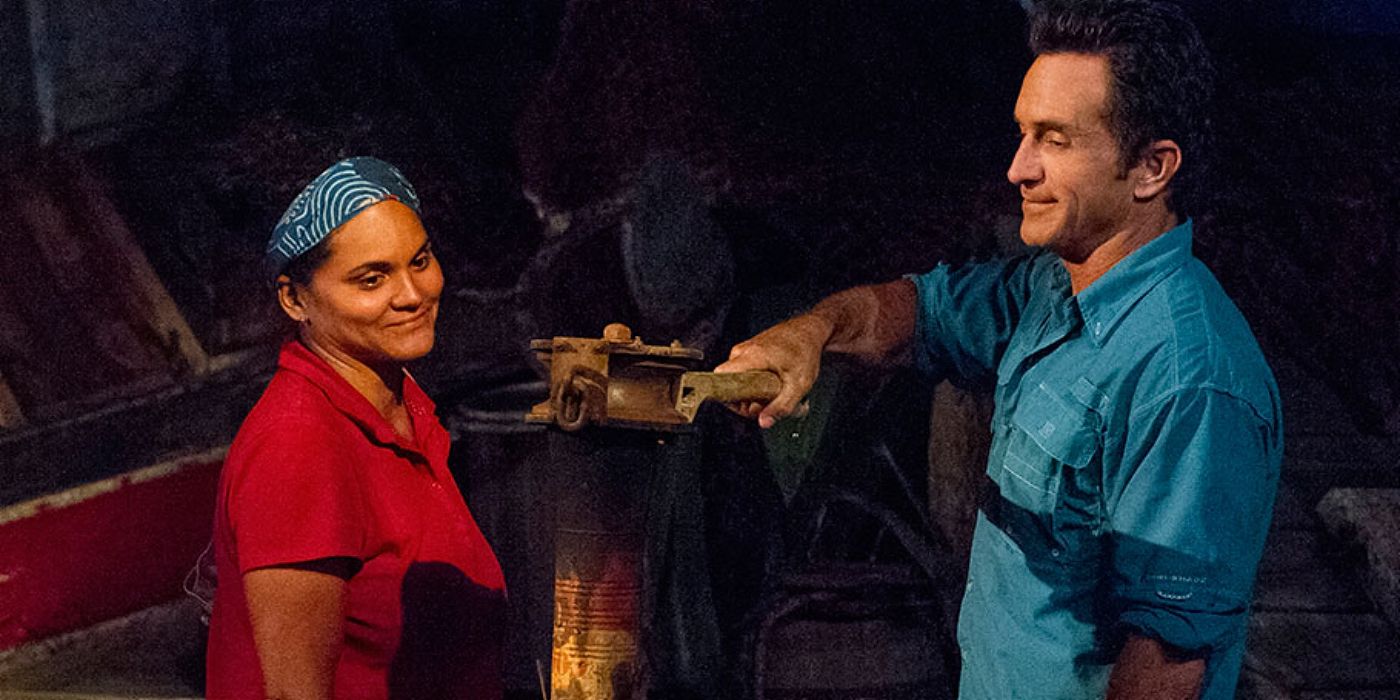 Sandra getting her torch snuffed on Survivor Game Changers