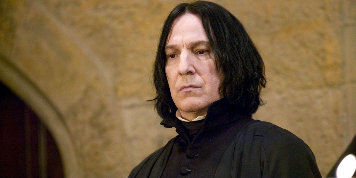 Harry Potter 5 Reasons Dumbledore Was A Better Character (& 5 Reasons It Was Snape)