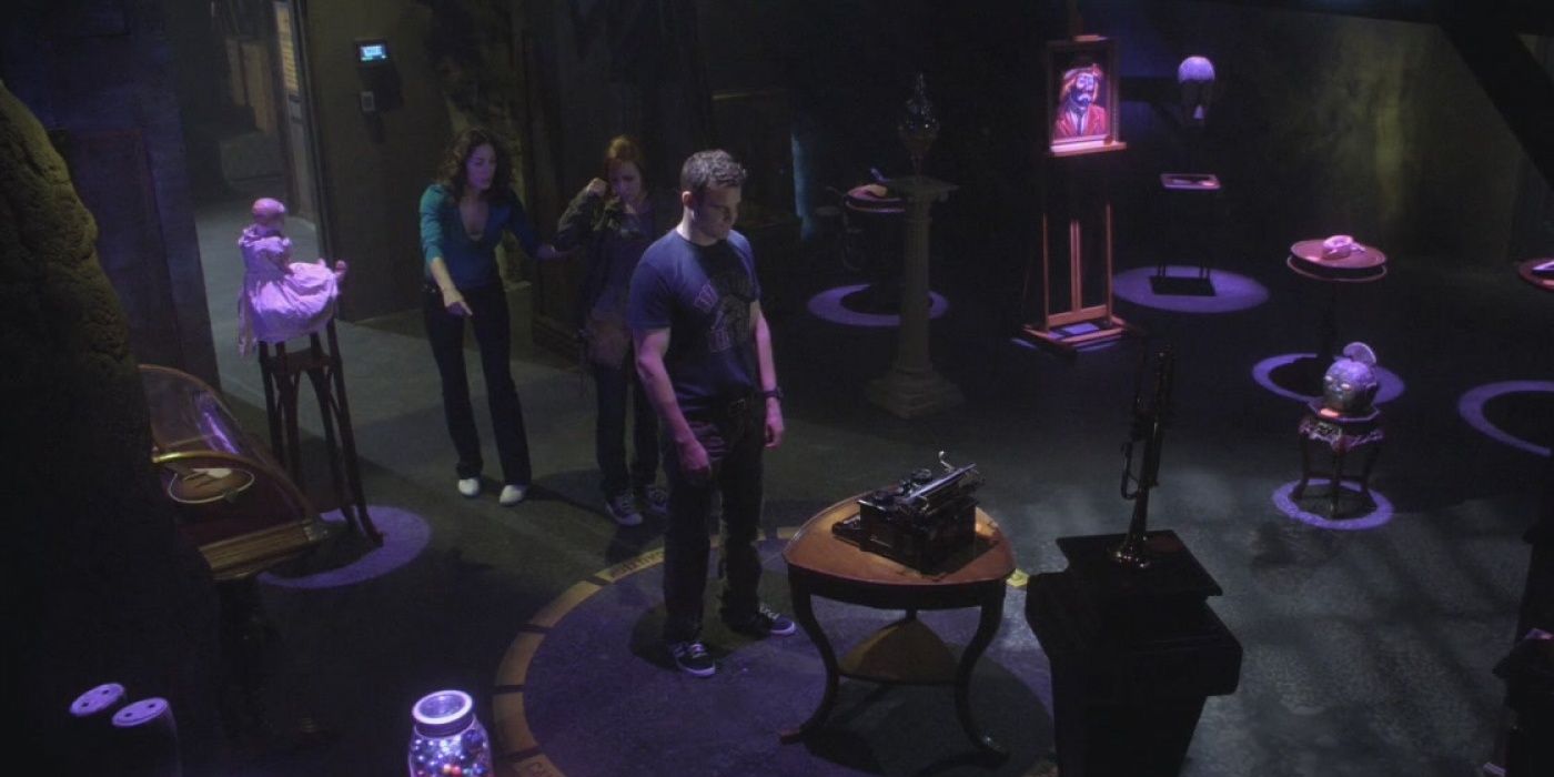 Warehouse 13-Dark Vault-Sylvia Plath&rsquo;s Typewriter