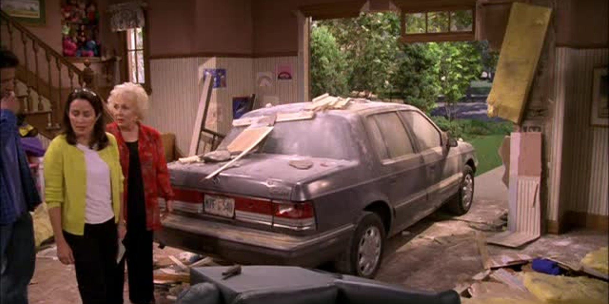 The Car Crashes in Everybody Loves Raymond