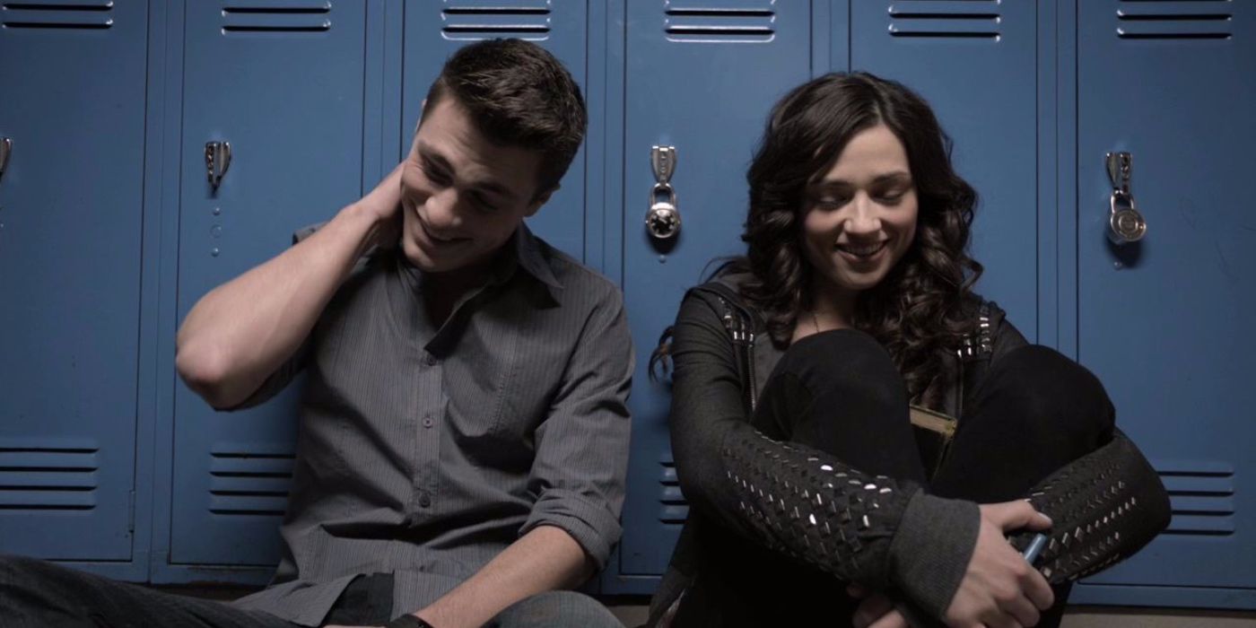 Allison and Jackson sit next to each other in Teen Wolf.