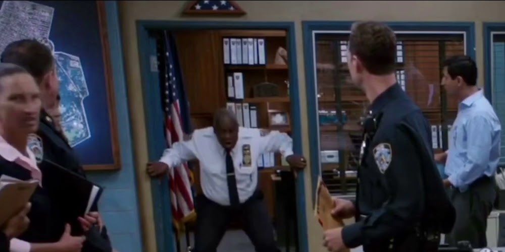 Brooklyn Nine-Nine: 10 Moments That Prove Raymond Holt & Kevin Cozner ...