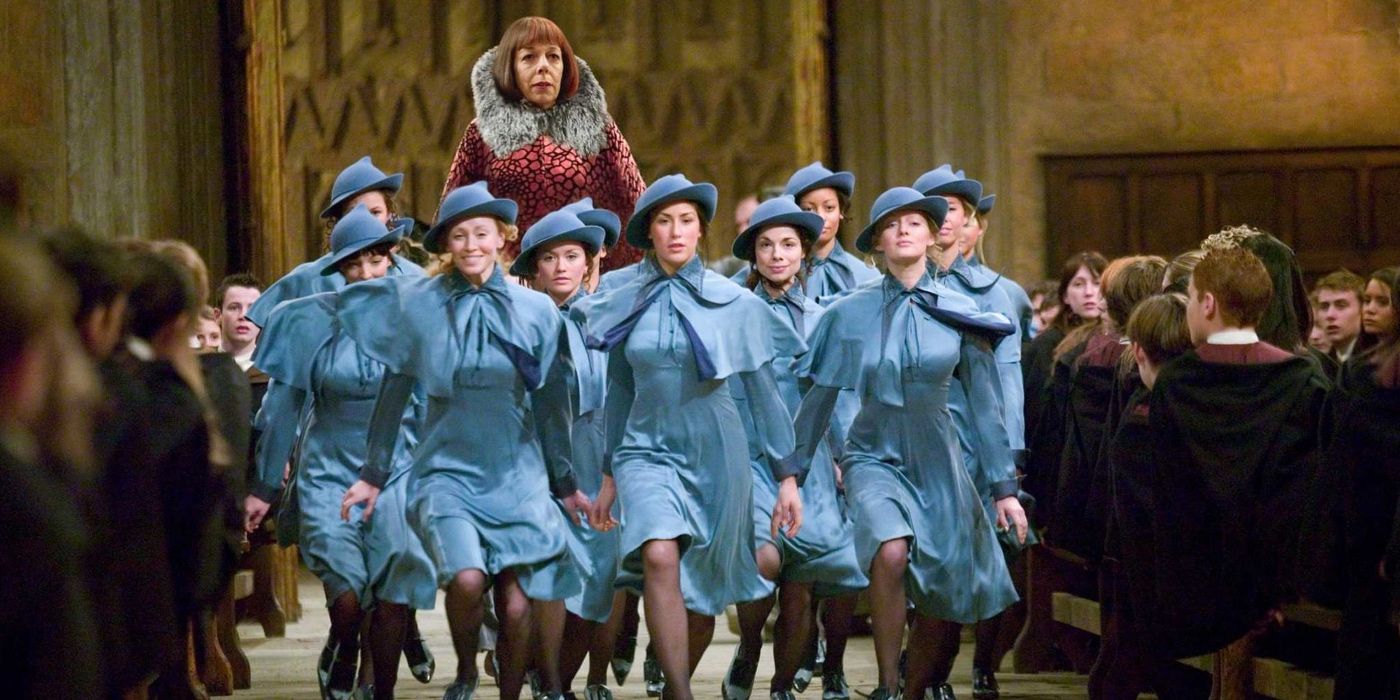 Alunos de Beauxbatons chegar em Hogwarts