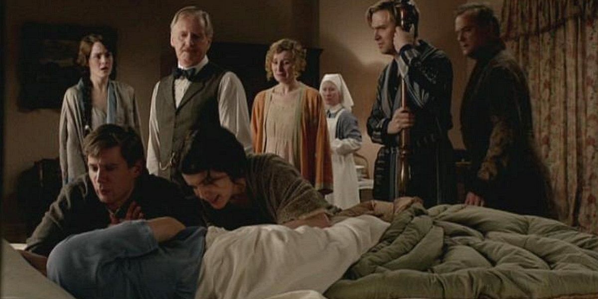 Cora And Family At Sybil's Bedside