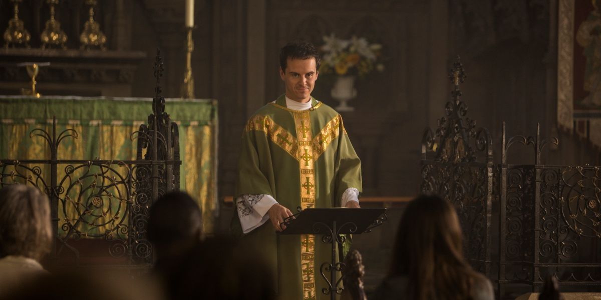 Andrew Scott in priest's robes in Fleabag.