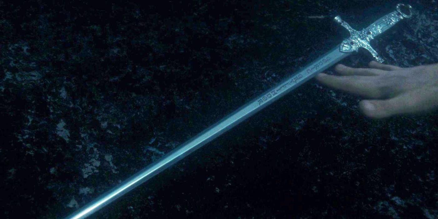 Harry Potter 10 Secrets About The Sword Of Gryffindor That Only True Fans Know