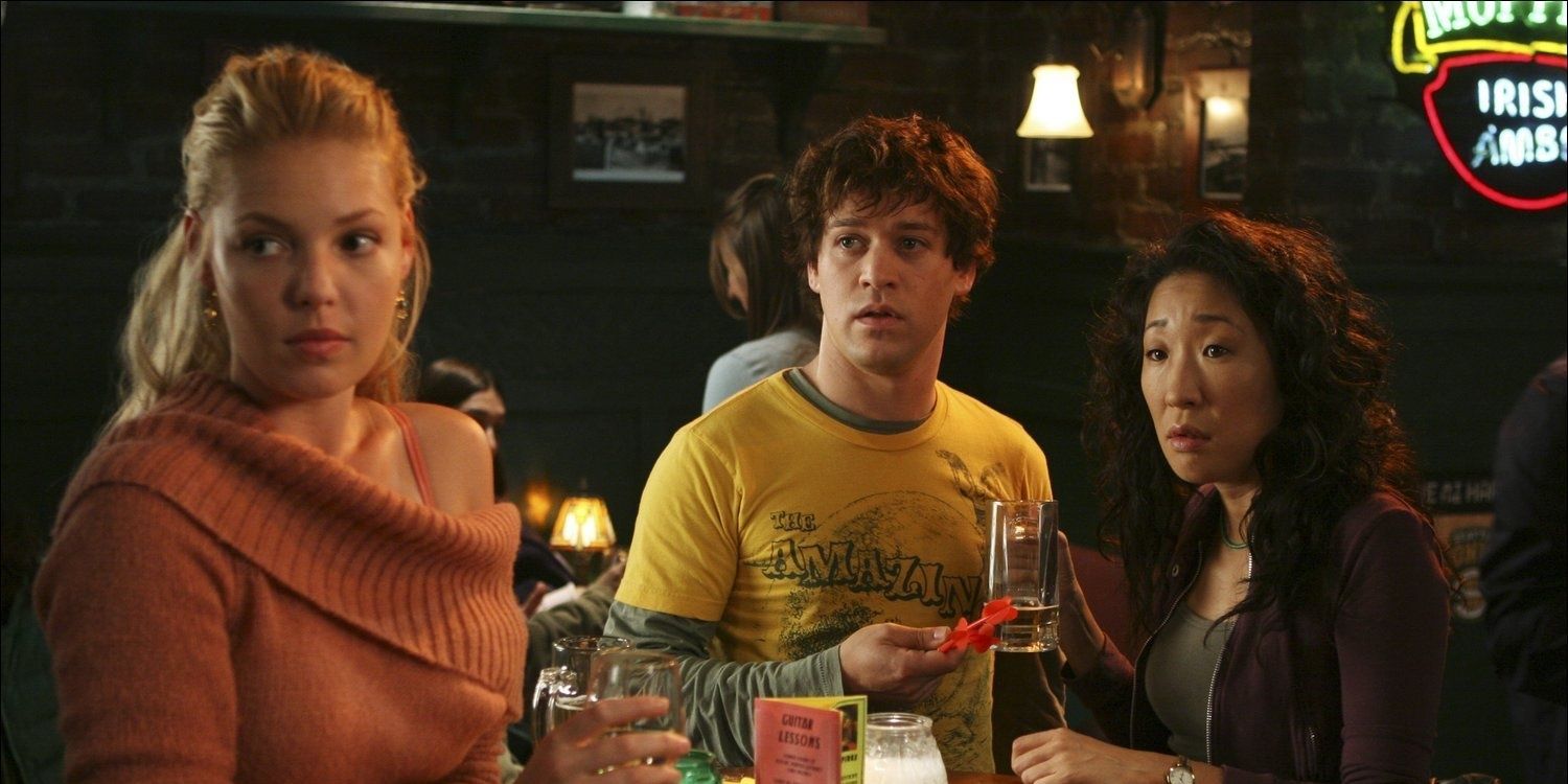Izzie, George, and Christina at the bar in Grey's Anatomy