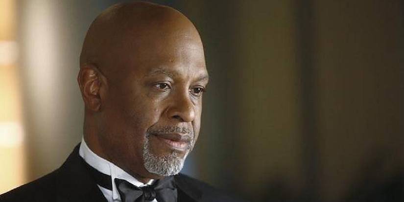 Richard in a suit in Greys Anatomy.