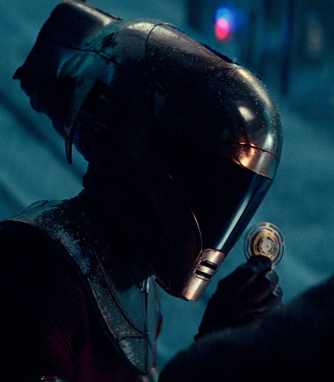 Keri Russell as Zorii Bliss in Star Wars The Rise of Skywalker vertical TLDR
