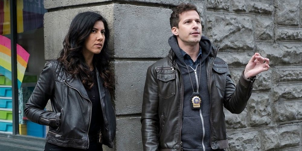Stephanie Beatriz and Andy Samberg in Brooklyn Nine-Nine - For entry Rosa helps track Amy down