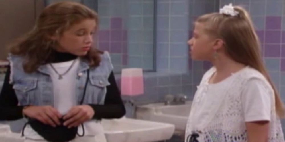 Stephanie Tanner and Gia Mahan in Full House