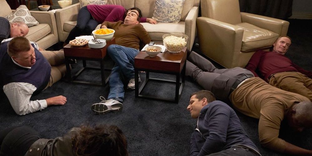 The cast of Brooklyn Nine Nine 2 - For the entry Kevin protects Holt