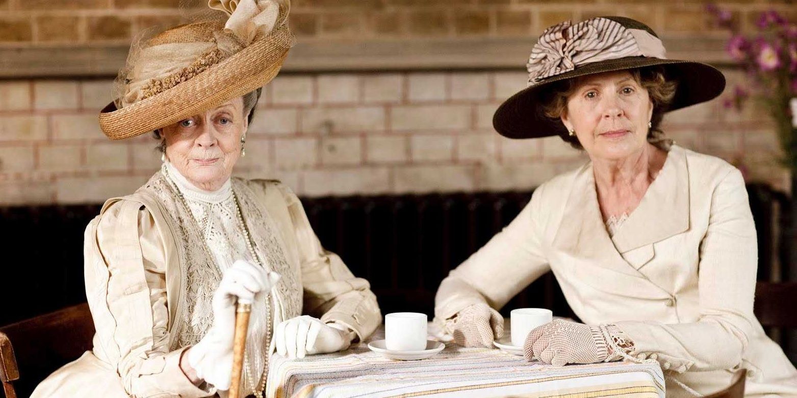 Violet and Isobel drinking tean in Downton Abbey