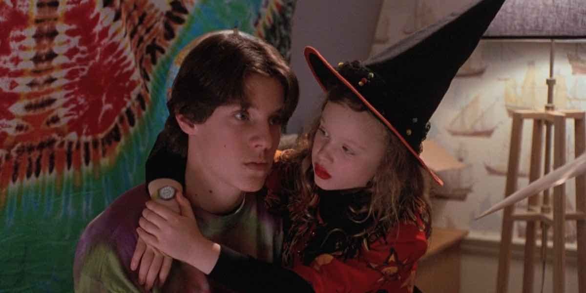 Dani comforting Max in his room on Hocus Pocus