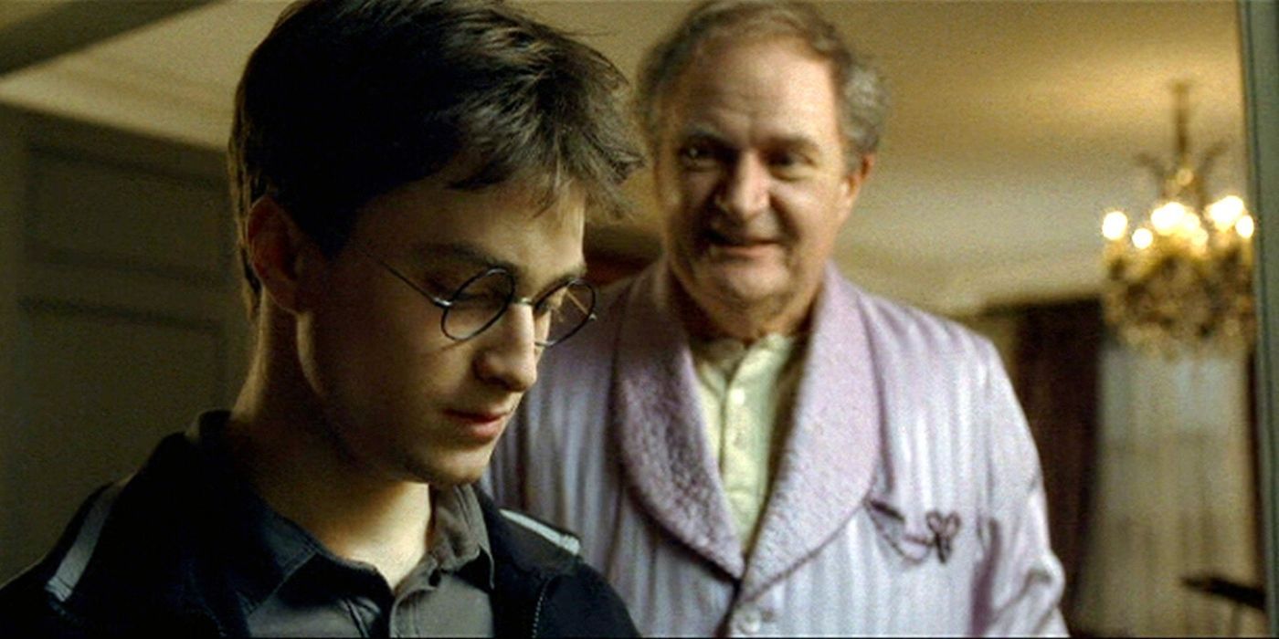 Harry Potter conhecendo Slughorn