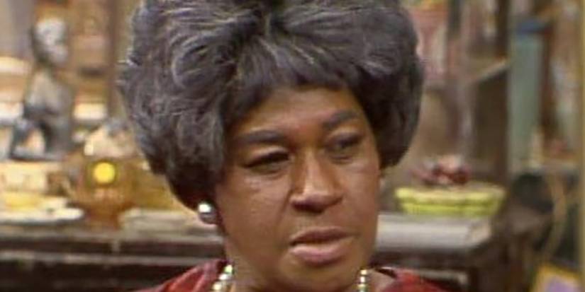 Aunt Esther (LaWanda Page) with a suspicious look on her face in Sanford and Son.