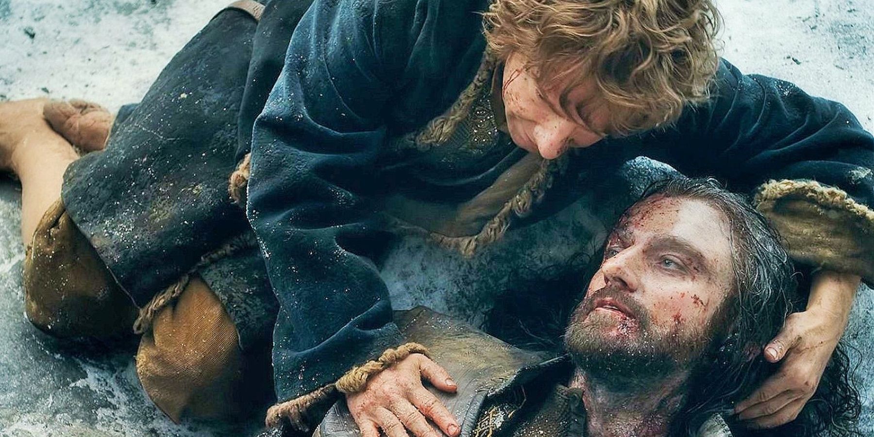 Bilbo Baggins holds Thorin as he dies in The Hobbit The Battle of the Five Armies