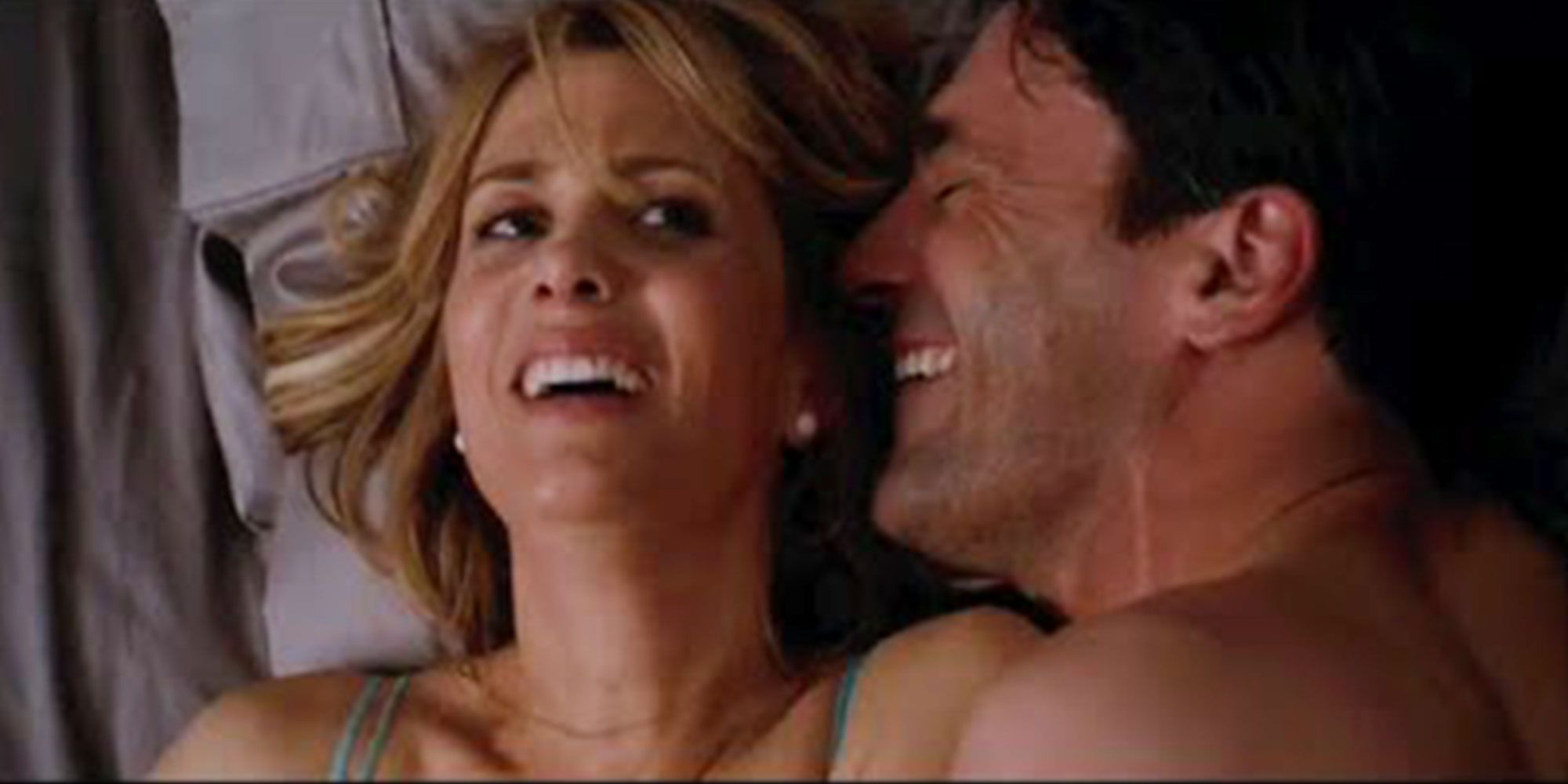 10 Sex Scenes That Were Funnier Than Expected