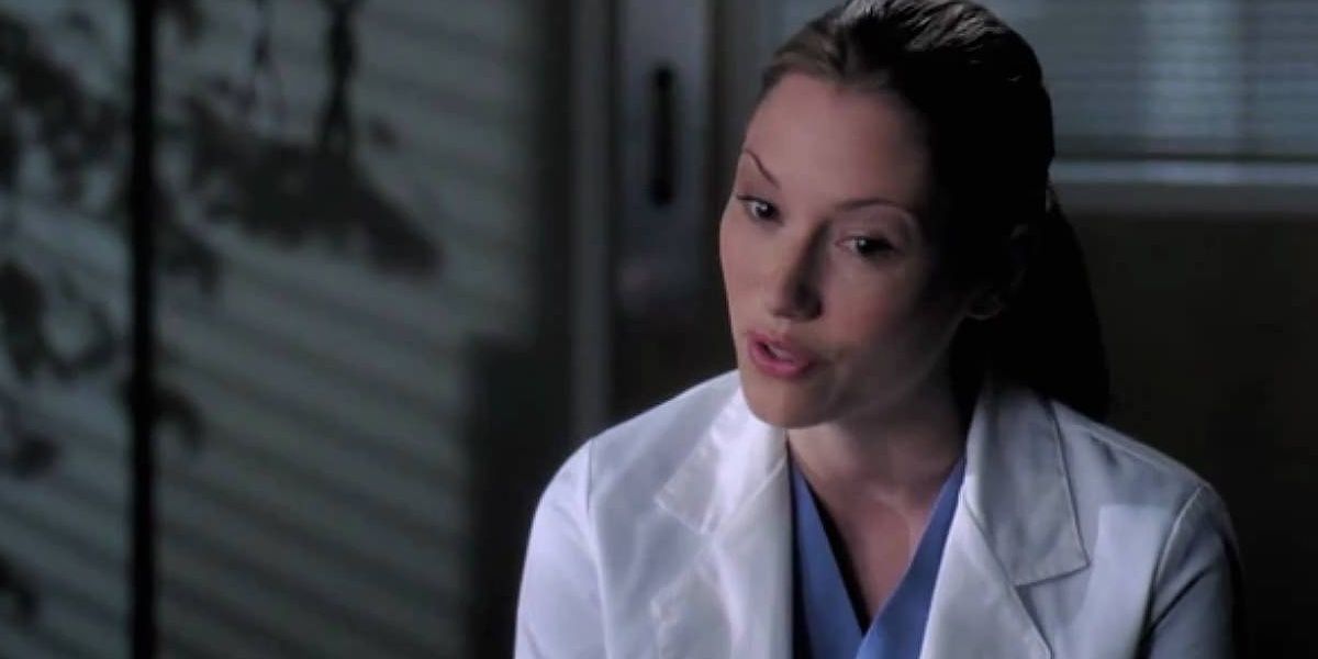 Lexie talking Excitedly in Greys