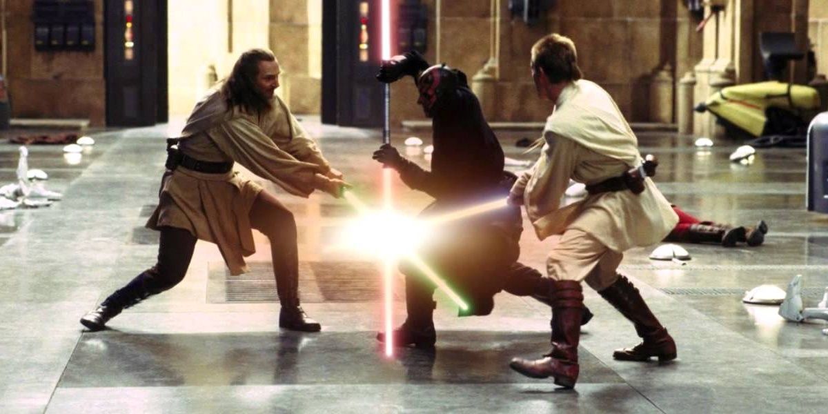 Darth Maul, Qui Gon Jinn and Obi Wan Kenobi fighting in Star Wars: The Phantom Menace