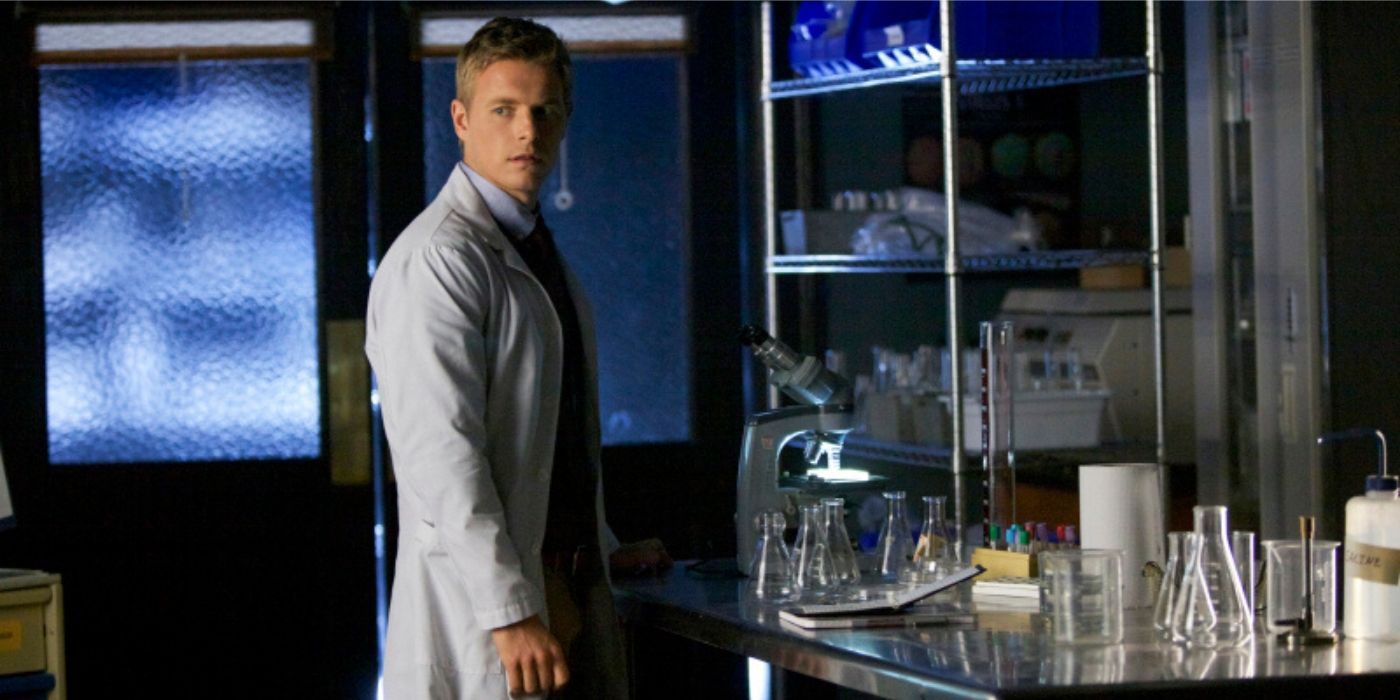 Rick Cosnett as Dr. Wes Maxfield in The Vampire Diaries