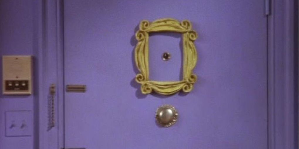 Friends- 10 Hidden Details About Monica And Rachel’s Apartment You Never Noticed-9 Cropped