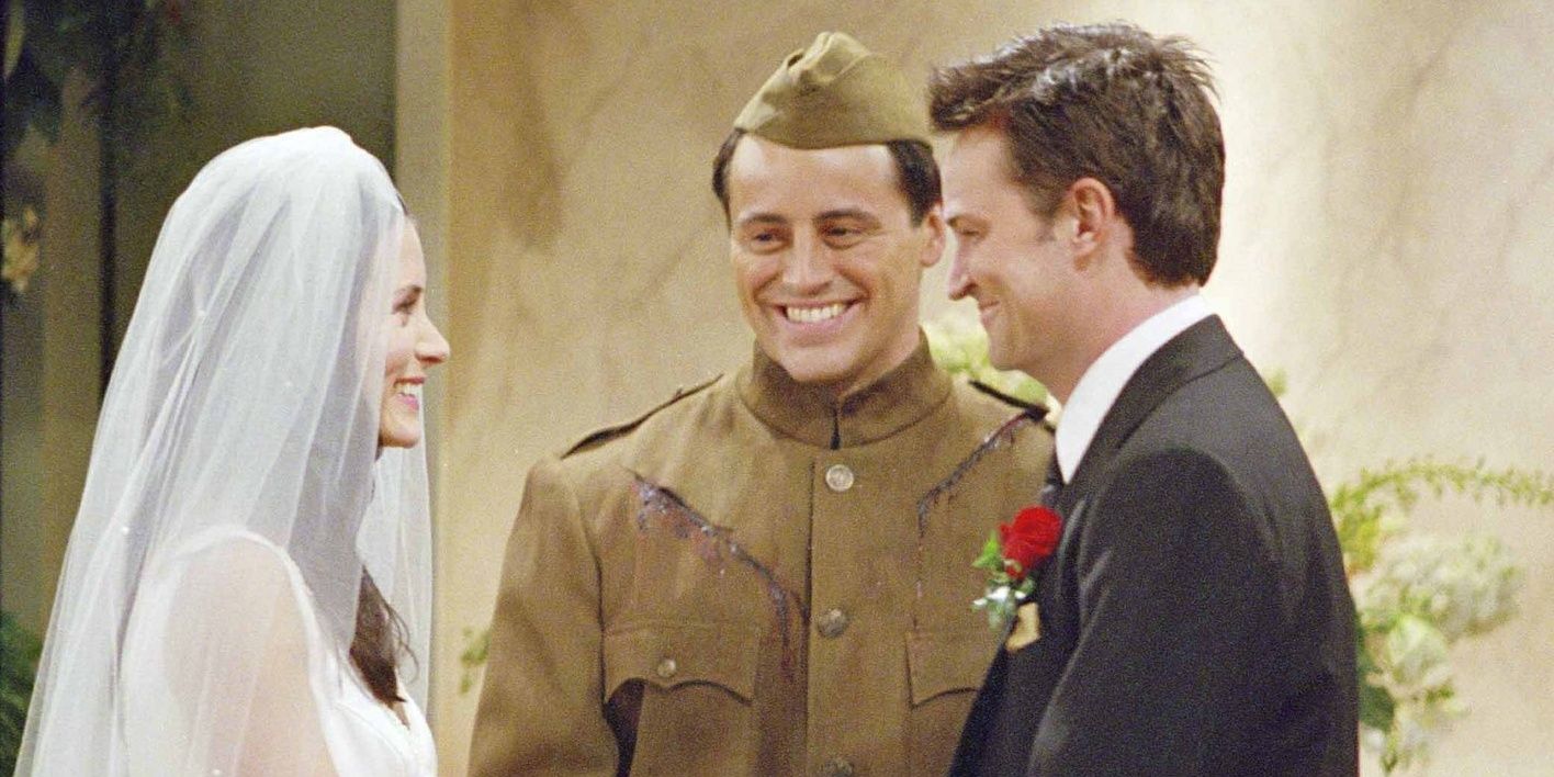 Joey officiates Monica and Chandler's wedding