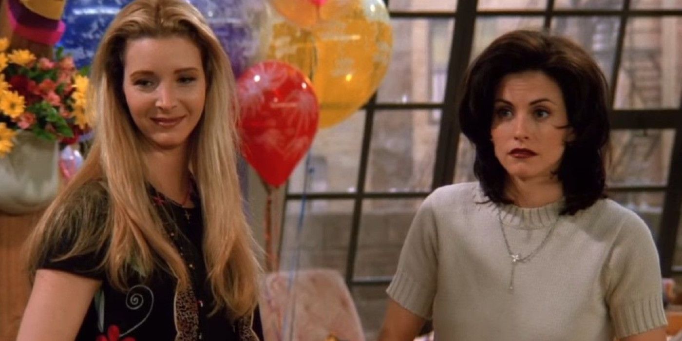 Friends 5 Best Things Monica Did For Phoebe (& 5 Phoebe Did For Monica)