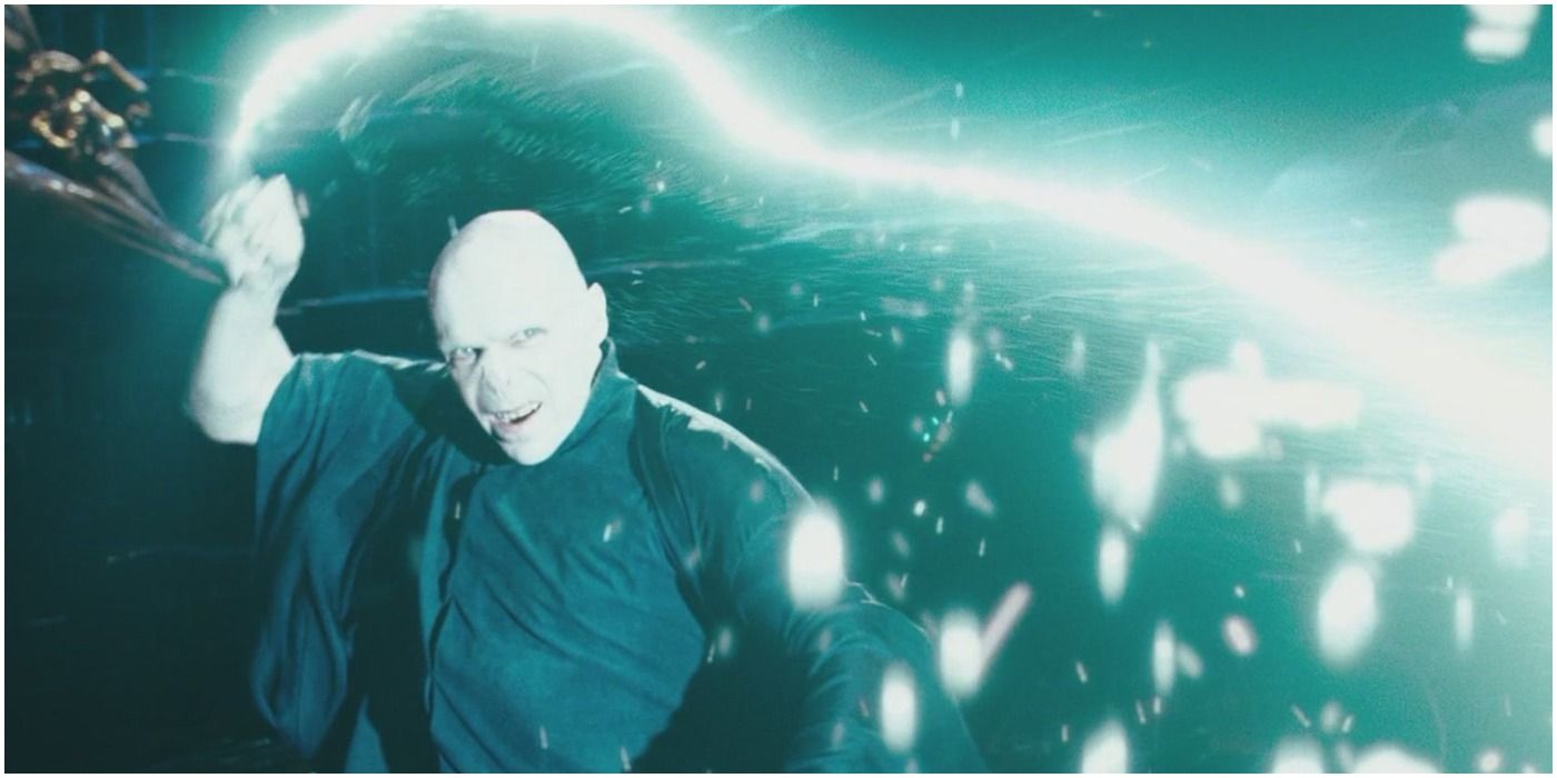 Voldemort fighting with magic.