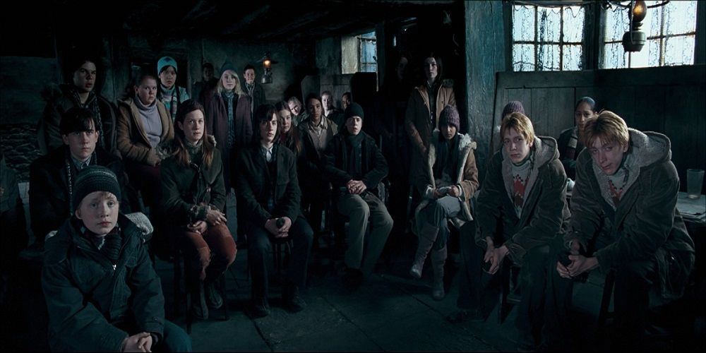 Dumbledore's Army meet up at Hogs Head in Harry Potter and The Order Of The Phoenix