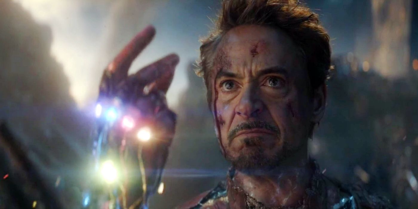 Avengers: Endgame Crowd Shocked By Tony Stark's I Am Iron Man Scene