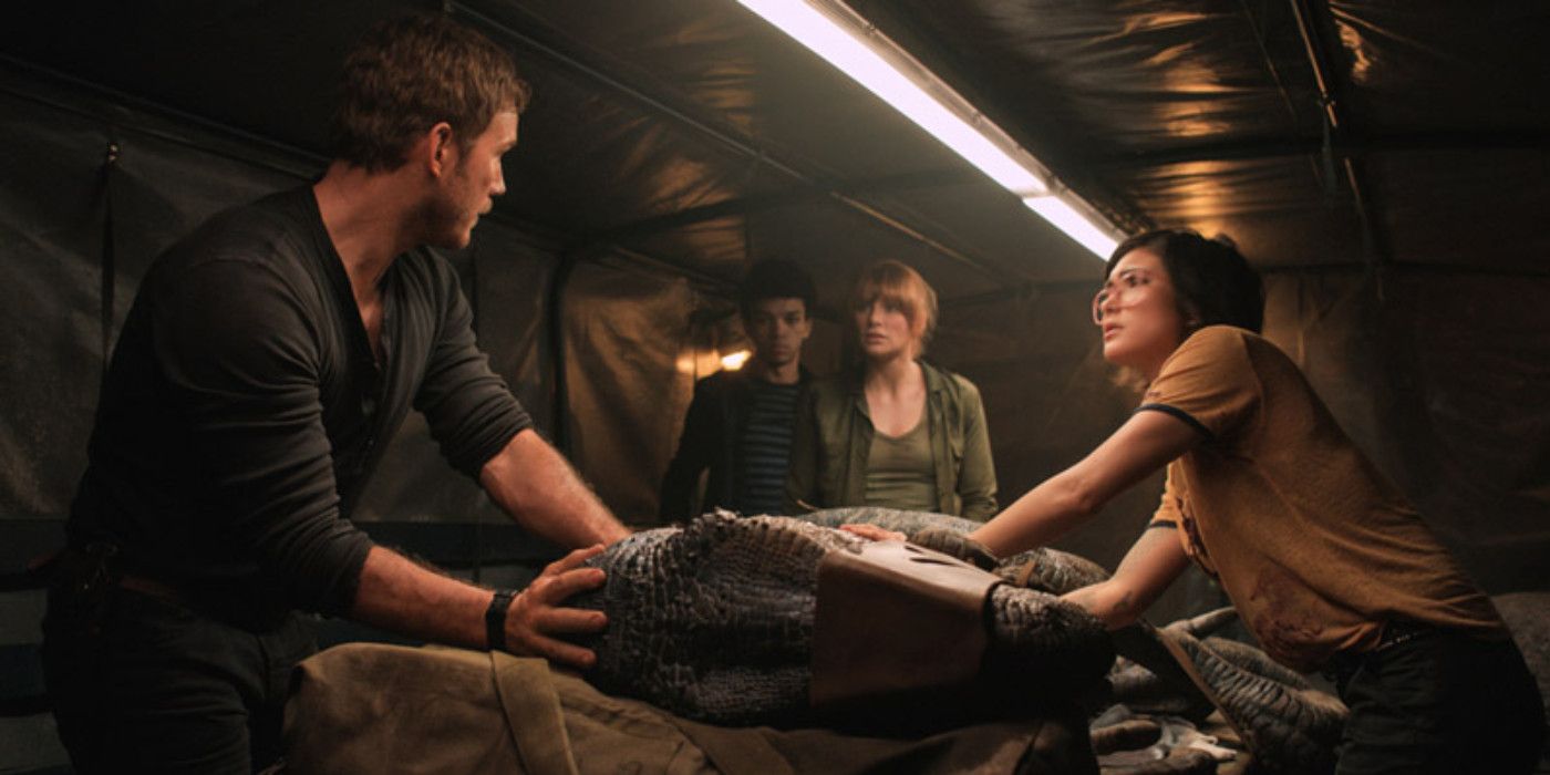 Justice Smith Chris Pratt Daniella Pineda Bryce Dallas Howard Jurassic World 2