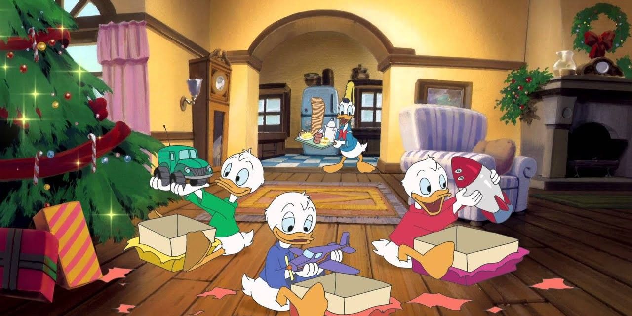 Donald's nephews unwrapping presents in Mickey's Once Upon A Christmas