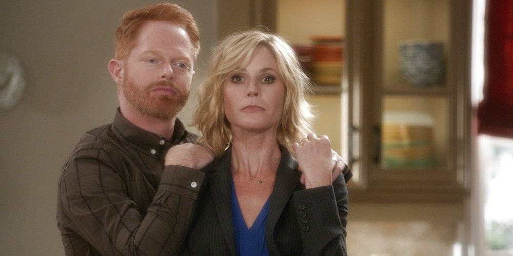 Modern Family 10 Reasons Phil & Jay Arent Real Friends