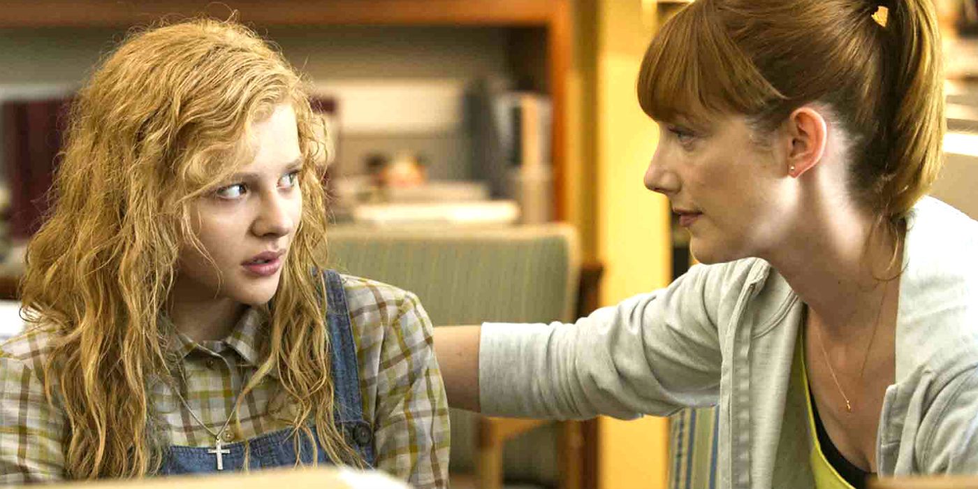 Moretz and Greer Carrie Remake