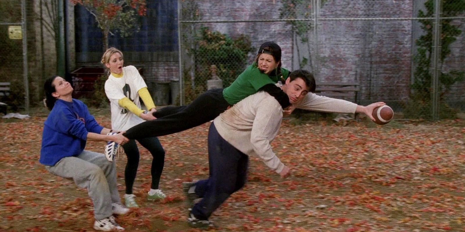 Rachel Joey Friends The One with the Football 10 Memorable Thanksgiving Fights jpeg