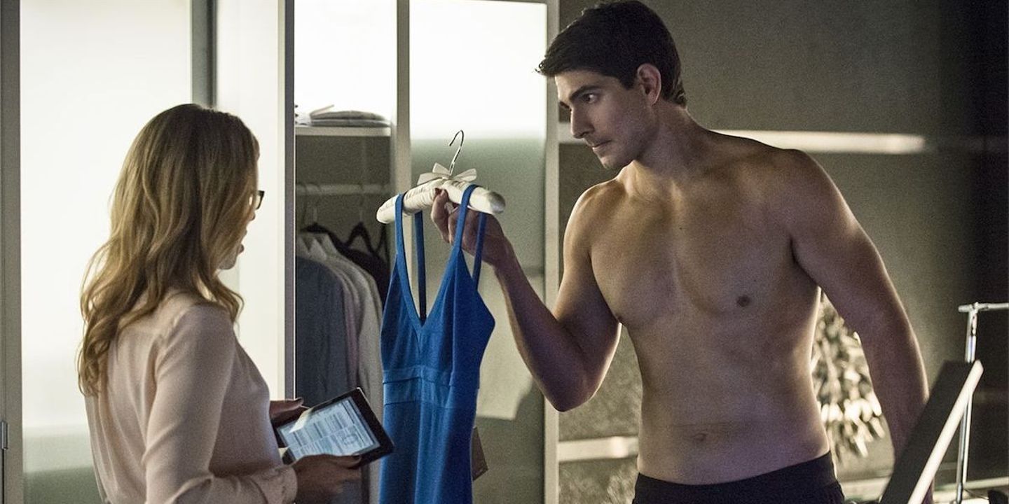 The Arrowverse: Every Main Character, Ranked By Intelligence